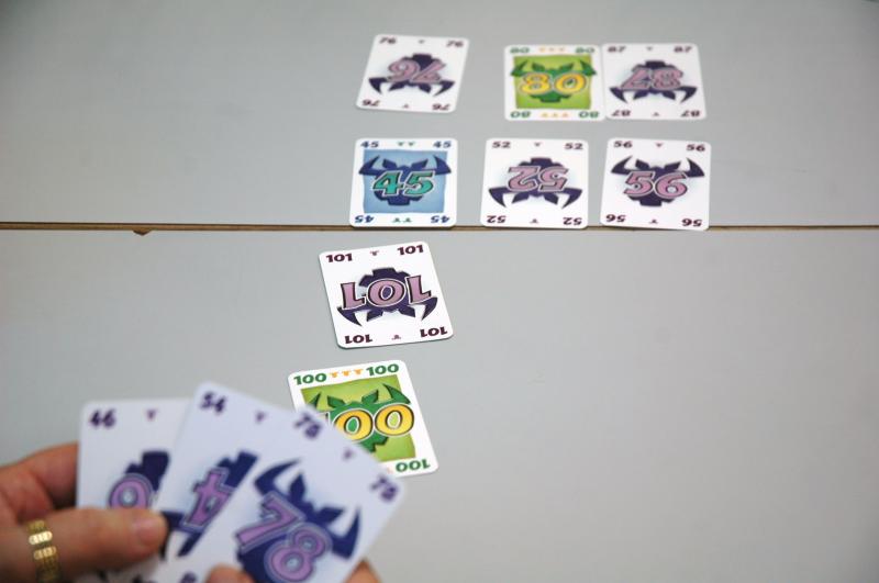 VIGYÁZZ(6)! - részlet