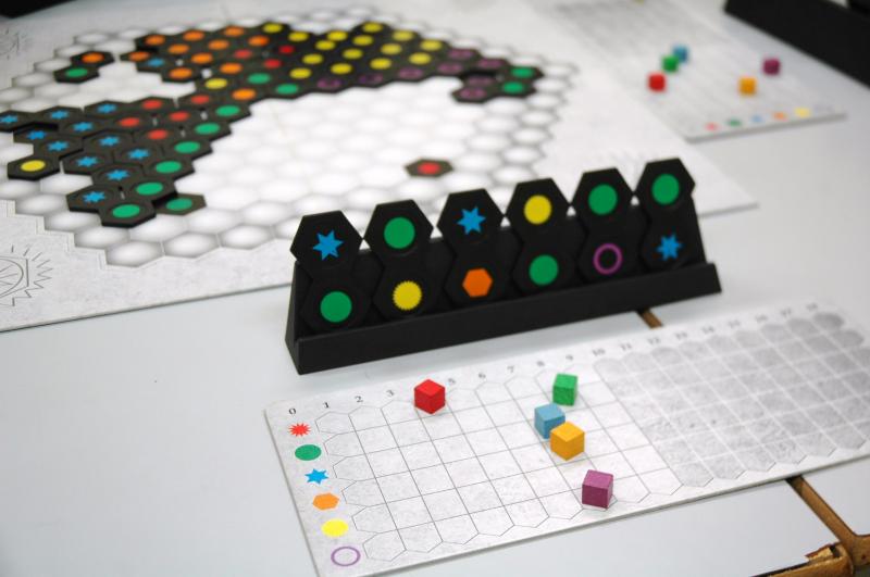 egy elem lerakása felváltva