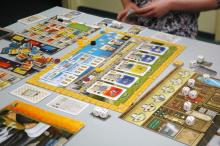 elhúzódott a G A H 